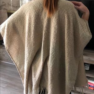 Fashion nova poncho